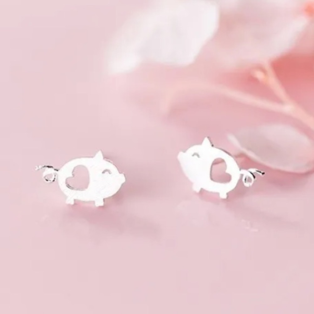 Teeny Tiny Precious Piglet Sterling Silver Lovable Heart Micro Stud Earr… - Picture 2 of 6
